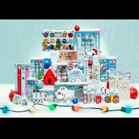 Wet n Wild X Peanuts Christmas 3pcs Nail File Set - Picture 6 of 7